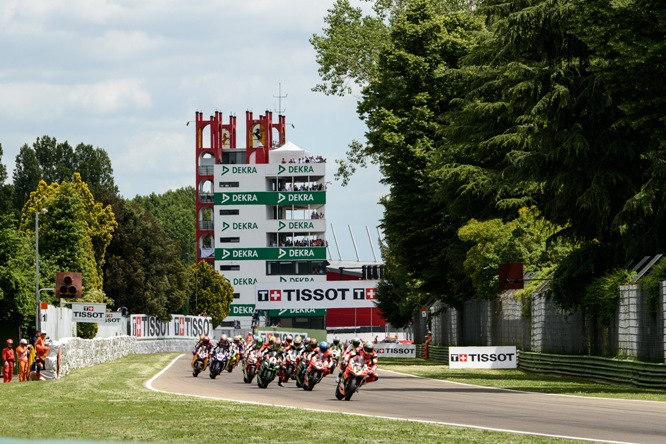 Hotel vicino MotoGP Imola – Soggiorno per appassionati di motociclismo | Albergo Due Portoni